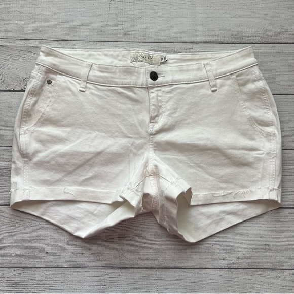 Torrid 3.5” Mid Rise Boyfriend Stretch Shorts Womens Size 12 - Picture 1 of 9
